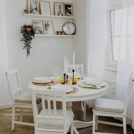 Charmante An Der Feingiesserei *