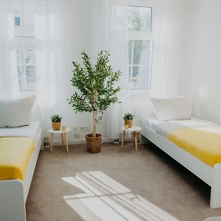 Charmante An Der Feingiesserei