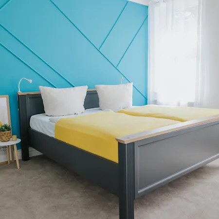 Charmante An Der Feingiesserei