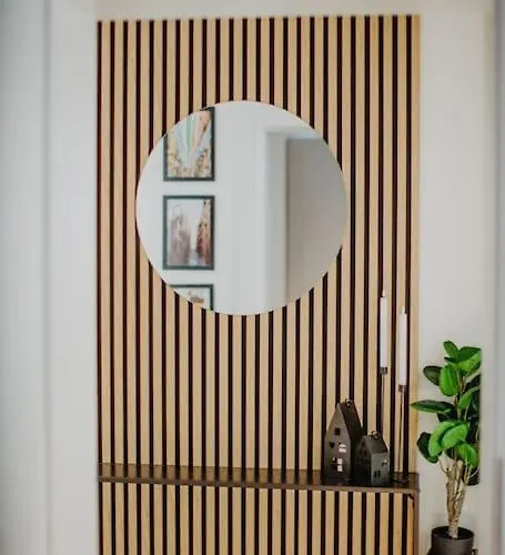 Charmante An Der Feingiesserei